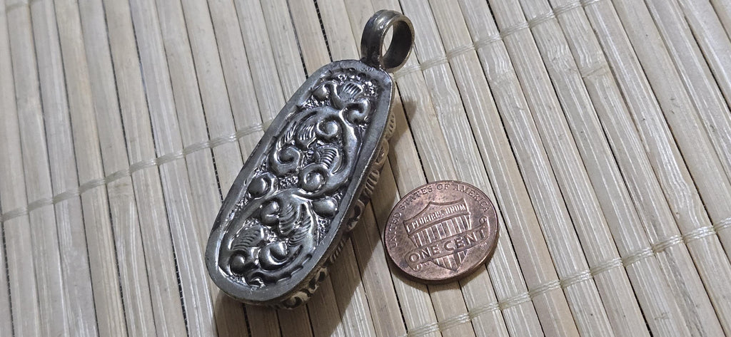 Himalayan rustic brown carnelian gemstone Pendant with antiqued Tibetan finish foral repousse Nepal artisan jewelry pendant PM004M