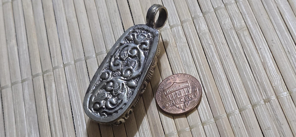 Himalayan rustic brown carnelian gemstone Pendant with antiqued Tibetan finish foral repousse Nepal artisan jewelry pendant PM004M