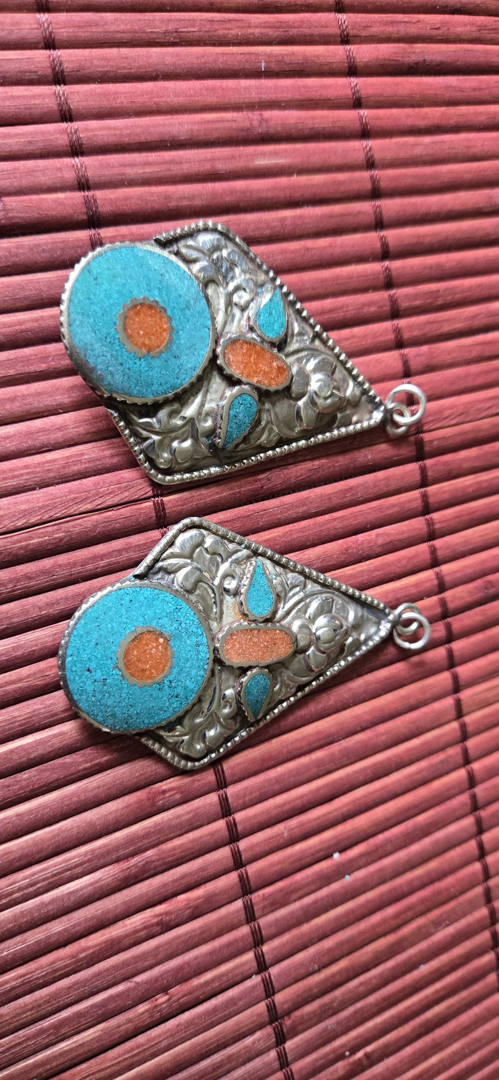 2 pendants - Large light weight Kite shape Tibetan silver lotus flower carved repousse charms dangle disc with turquoise coral inlay- PM494A