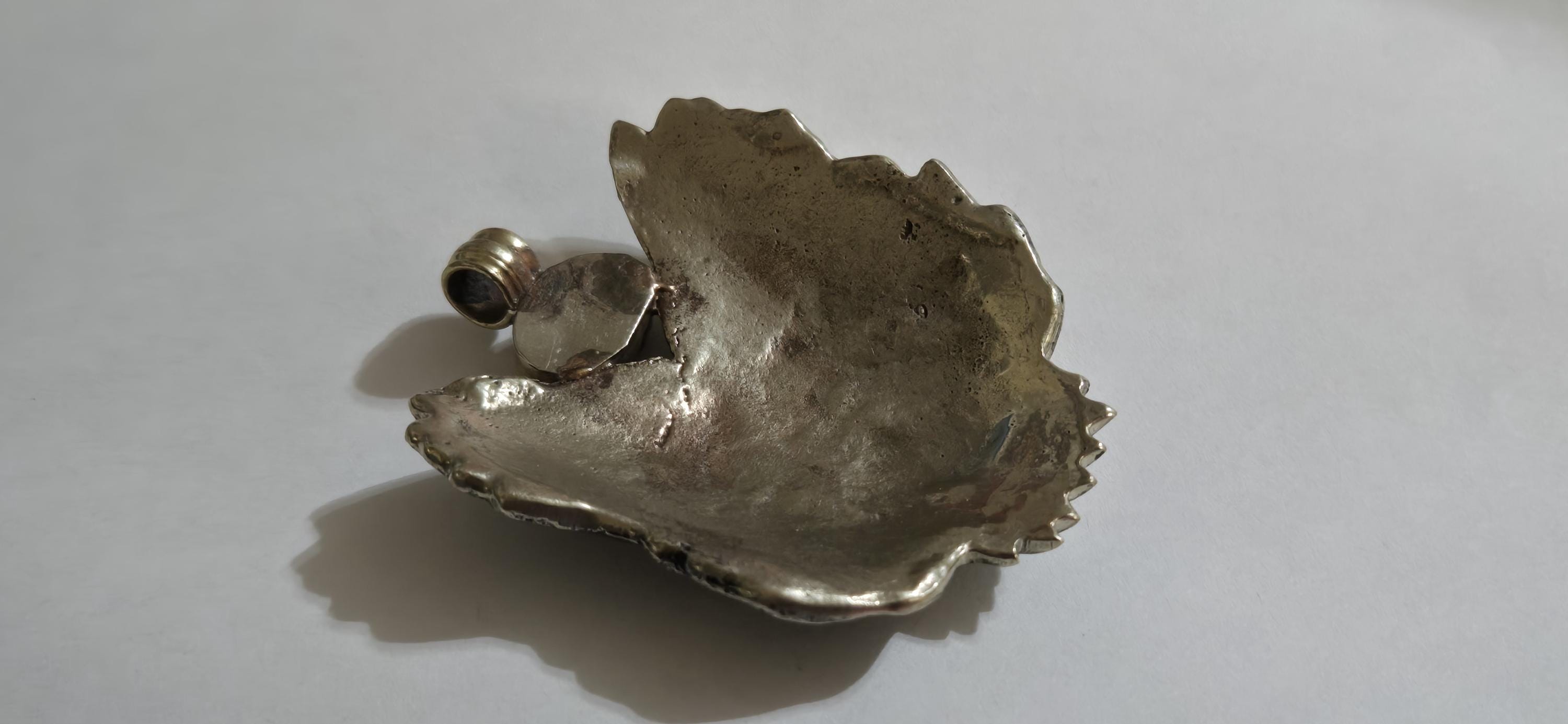 Large Tibetan mahakala protector pendant with coral inlay - PM313L