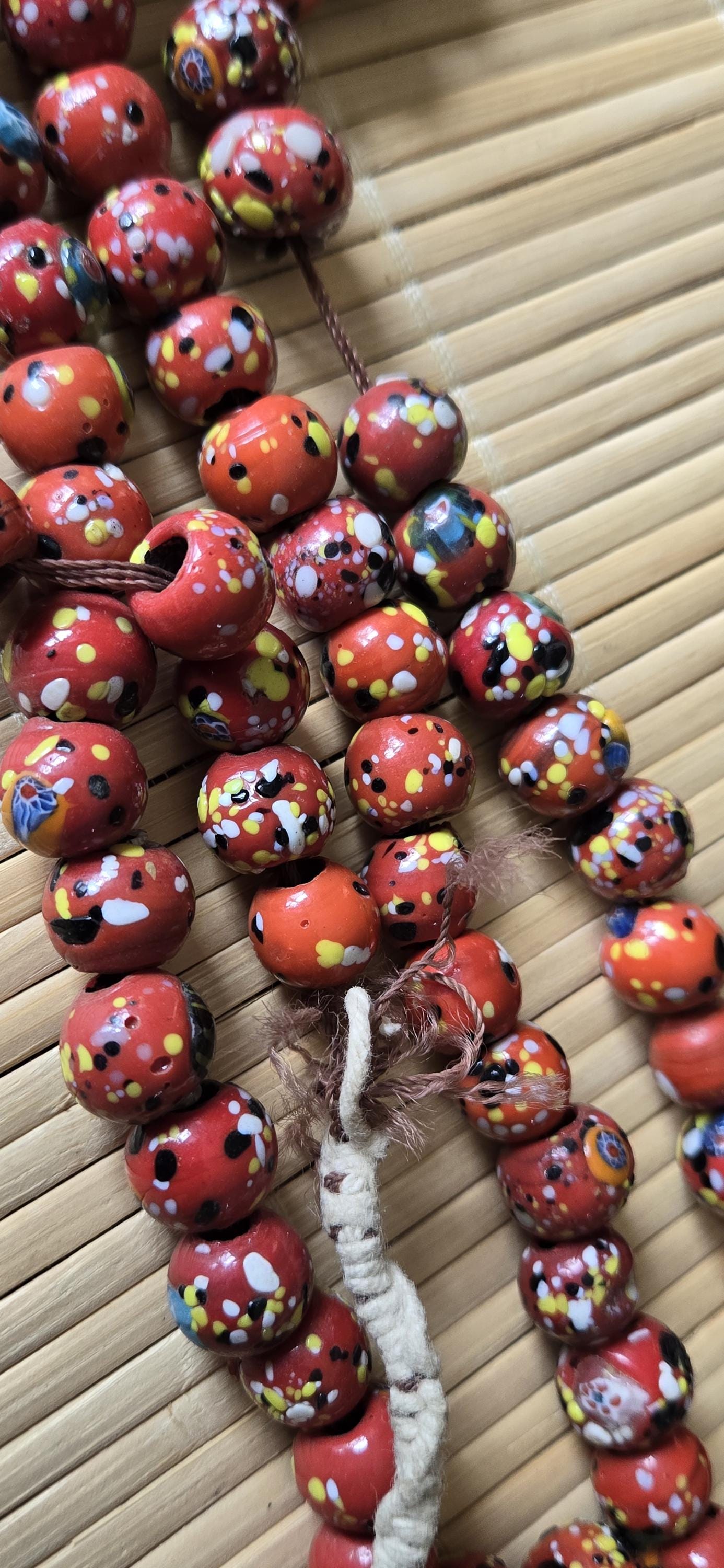 10 beads - Ethnic Nepali reddish orange color dotted sherpa glass beads rondelle from Nepal- BD944H