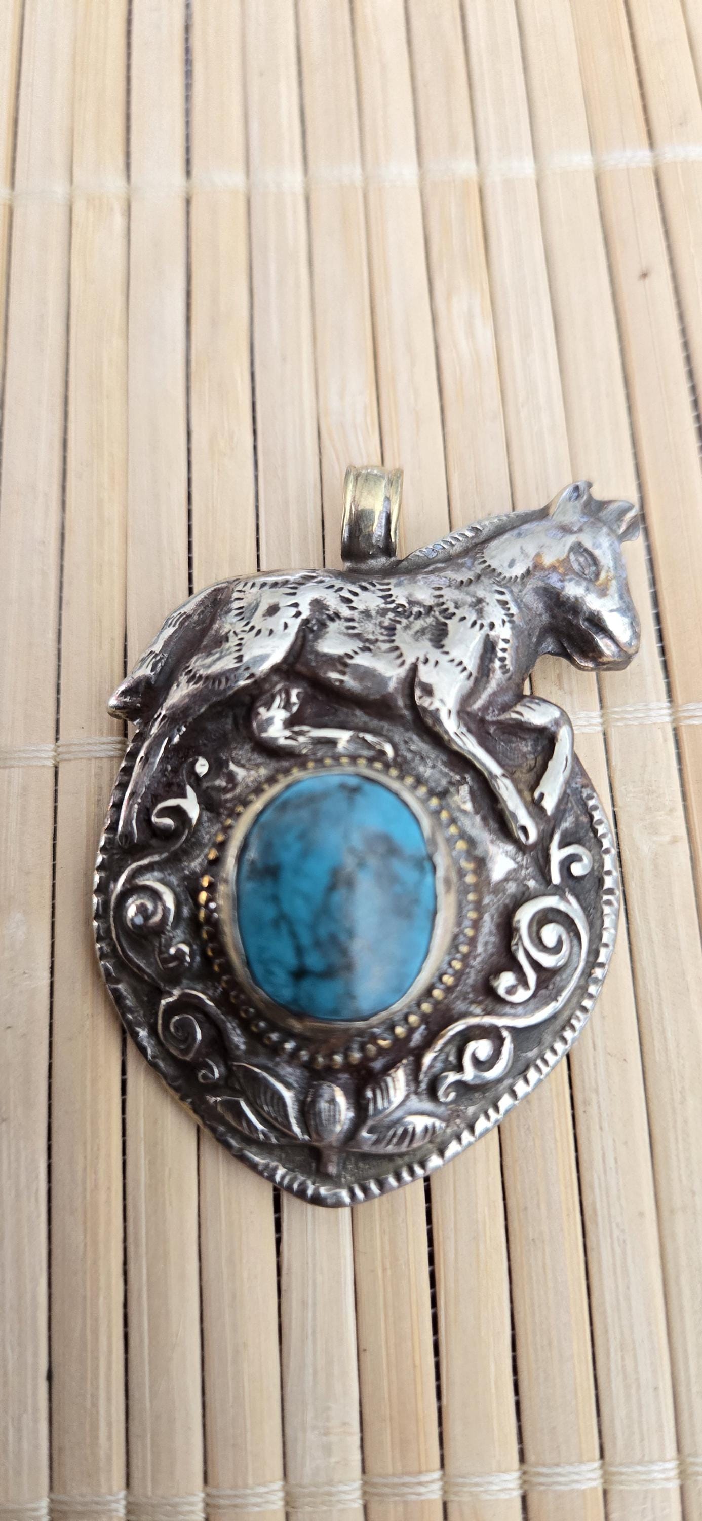 Tibetan silver repousse Horse pendant inlaid with turquoise inlay and reverse side monkey repousse design - PM278B