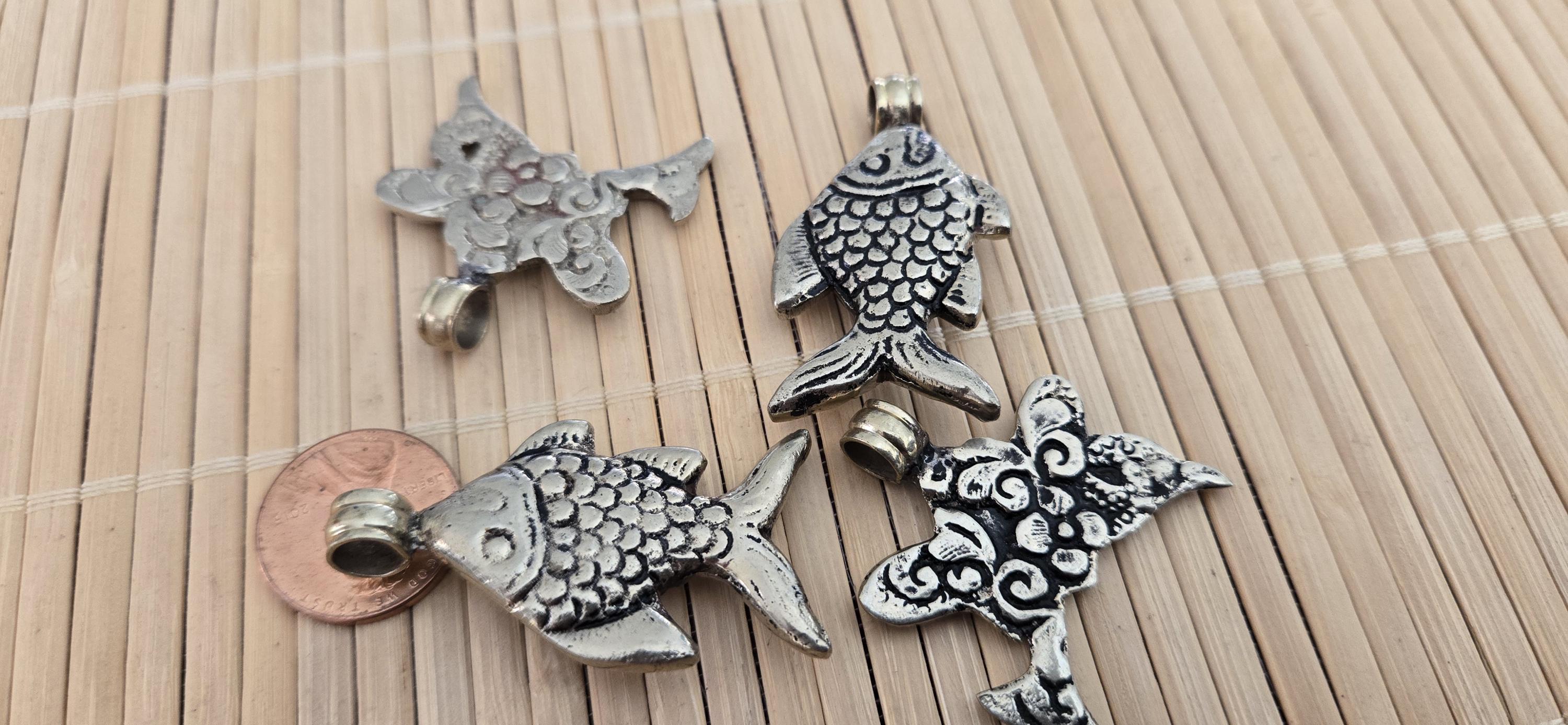 4 Pendants - Dual sided Tibetan antiqued silver finish fish pendants from Nepal - PM275B