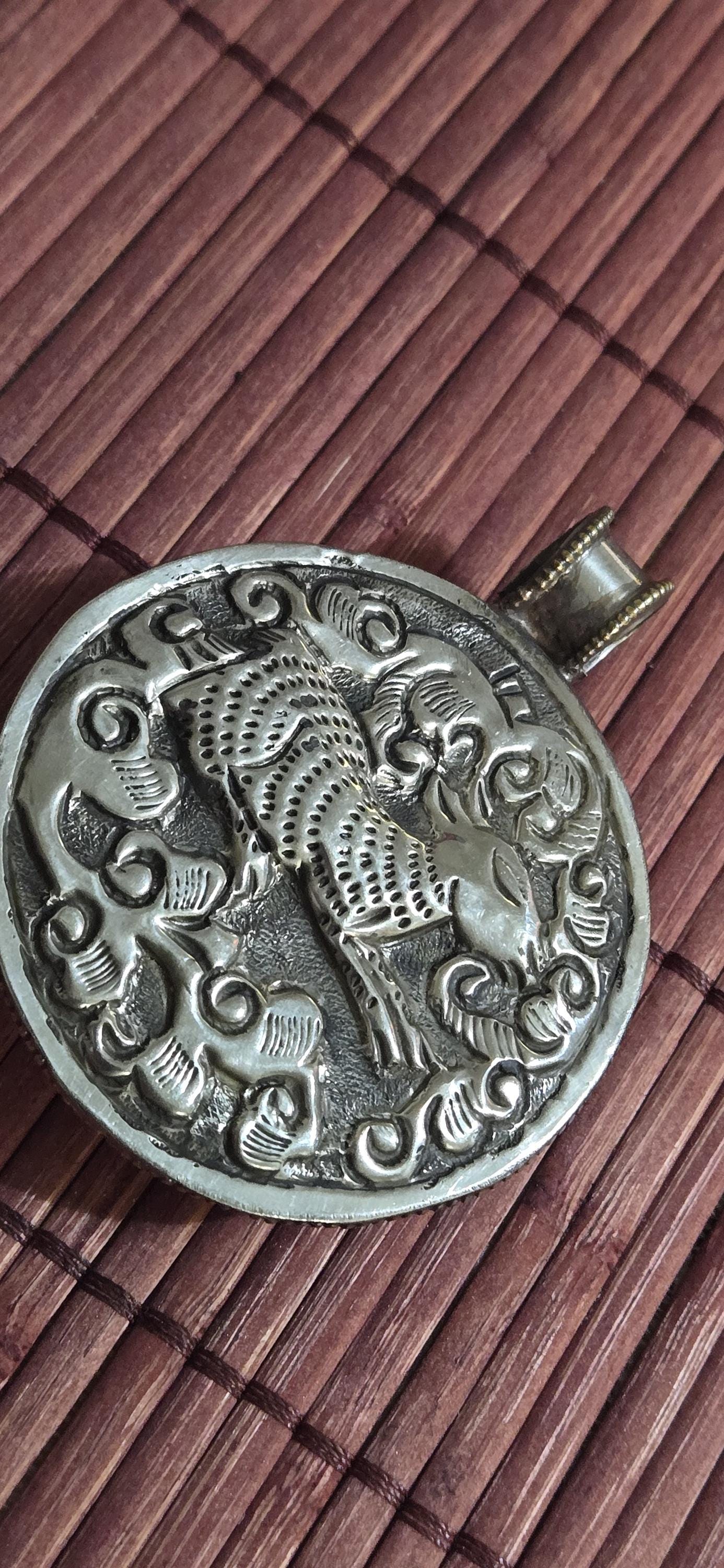 3 animal pendants set - Ethnic tribal Tibetan naga conch shell Frog , elephant, dragon pendant reverse side floral deer design - PM491D