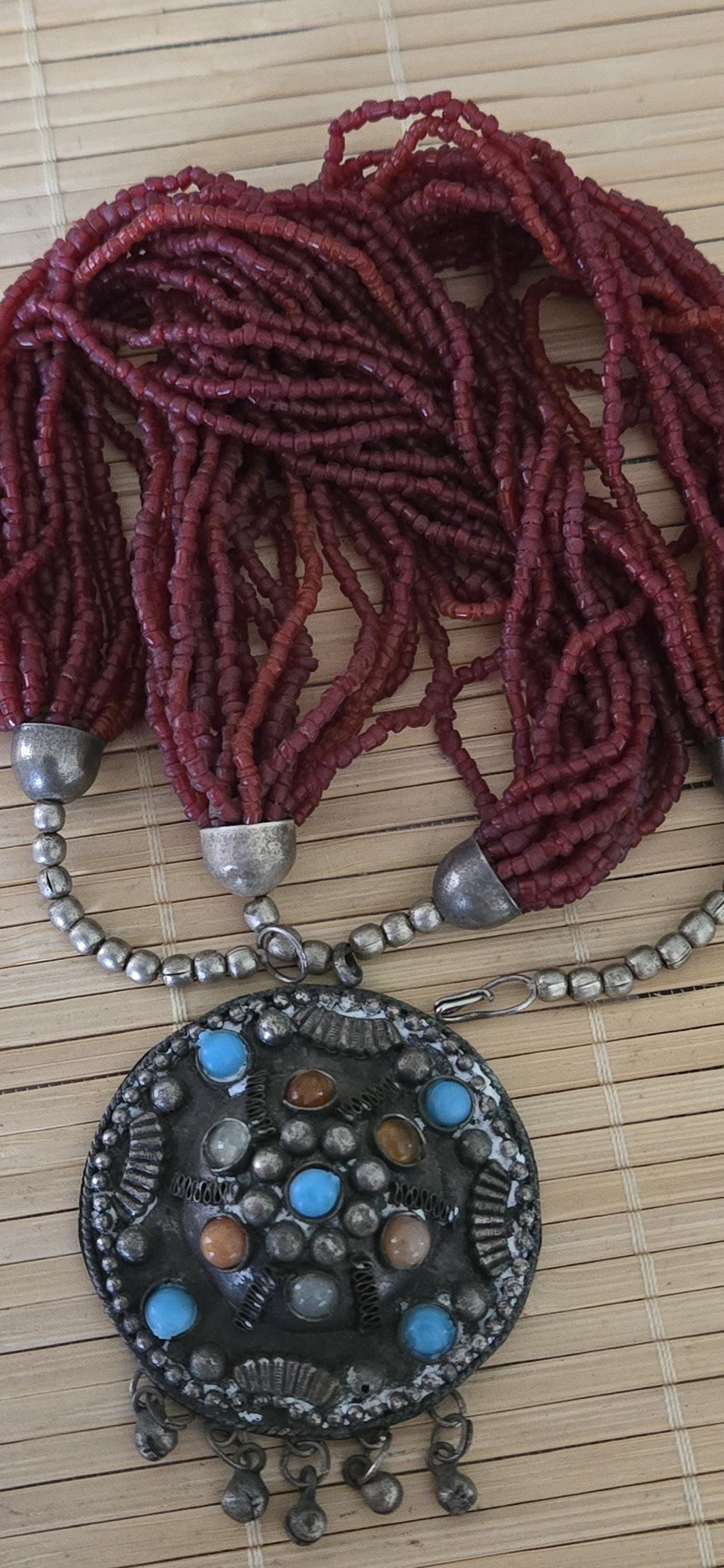 Vintage sherpa Red glass beads ethnic pendant necklace from Nepal - STR004E