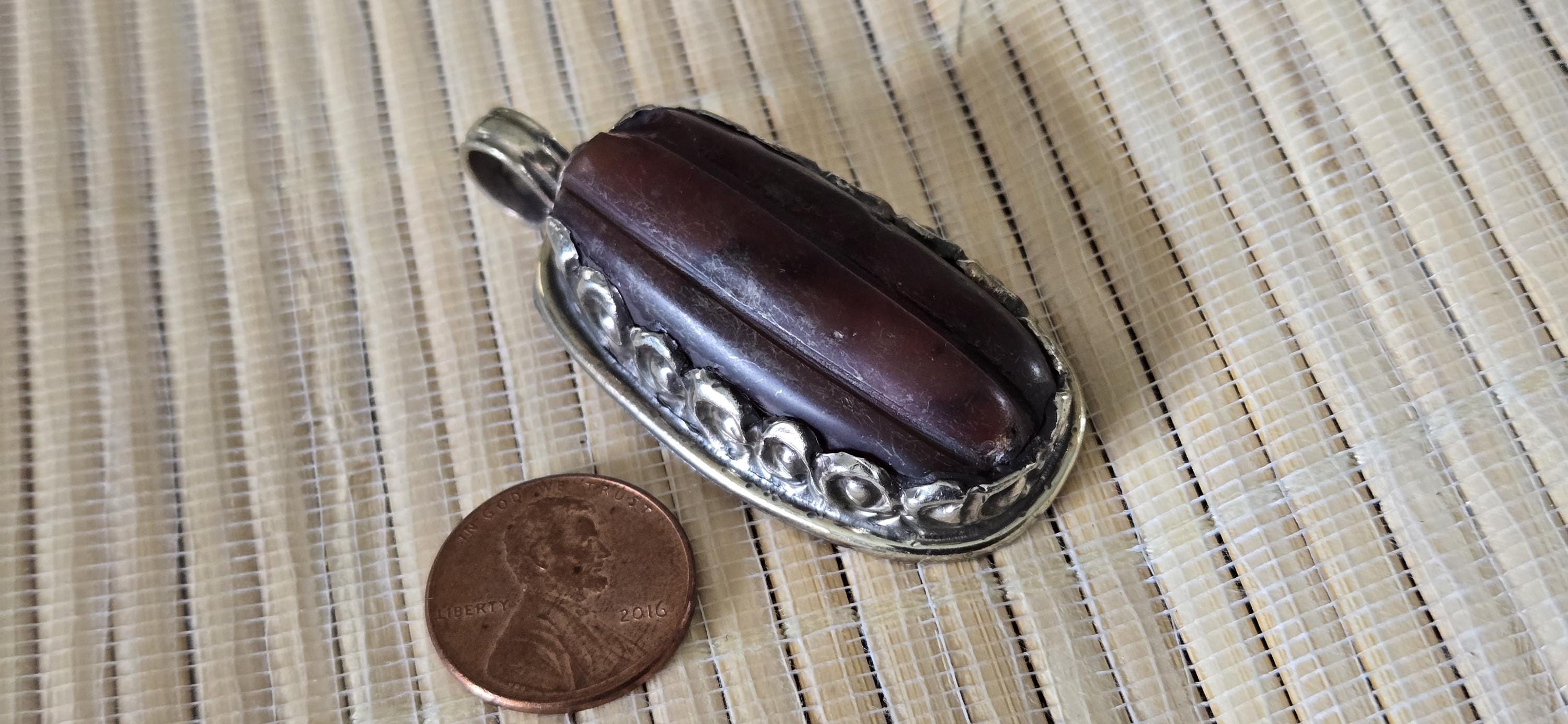Carnelian Pendant - Tibetan antiqued silver finish old carnelian himalayan gemstone inlaid pendant reverse side flower carving - PM002E