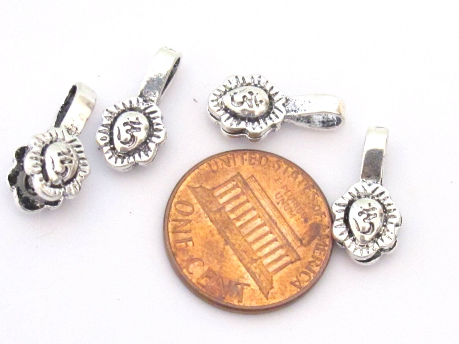 2 counters set - Small size Silver color plated Tibetan Om symbol leaf shape mala counter - BD612