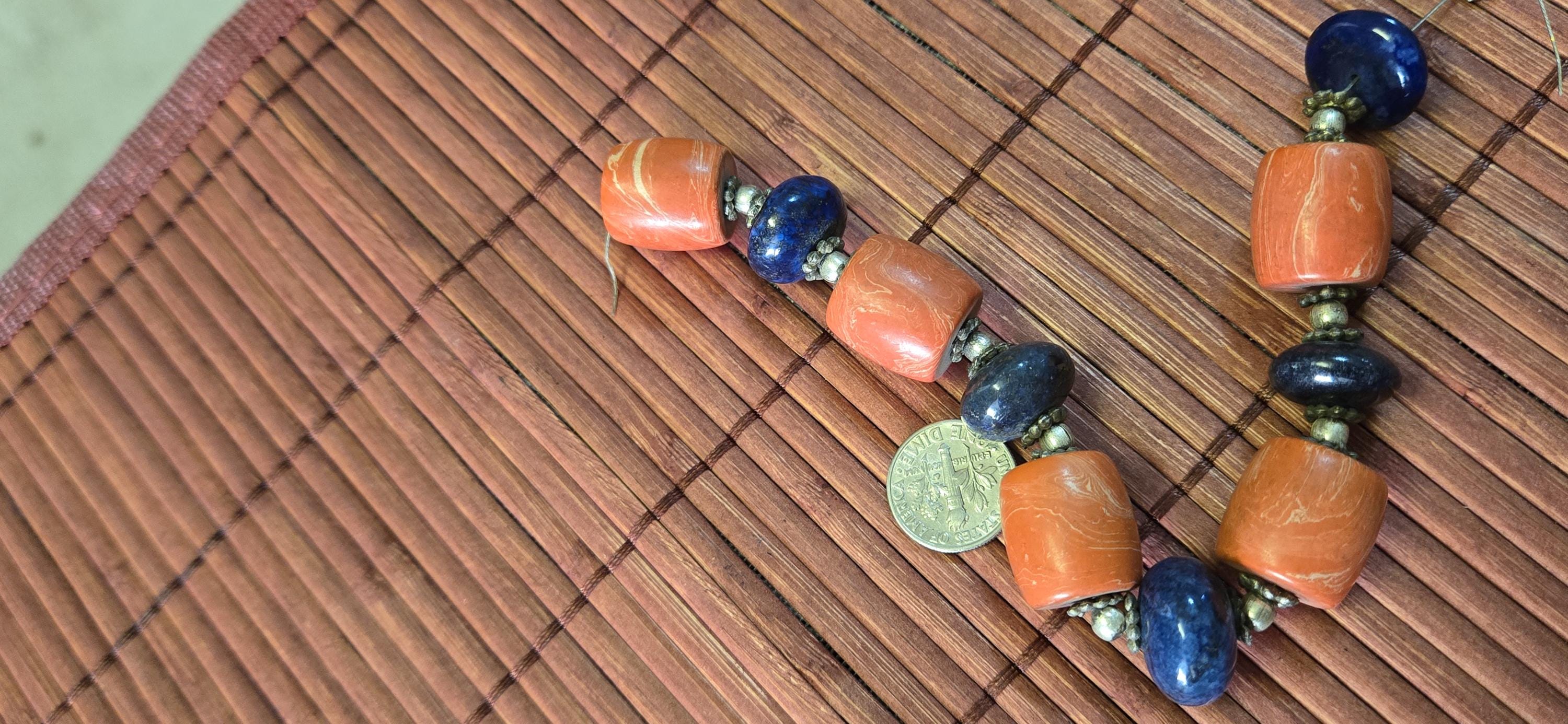 10 Vintage beads ethnic Nepal Tibetan coral and lapis beads - STR001G
