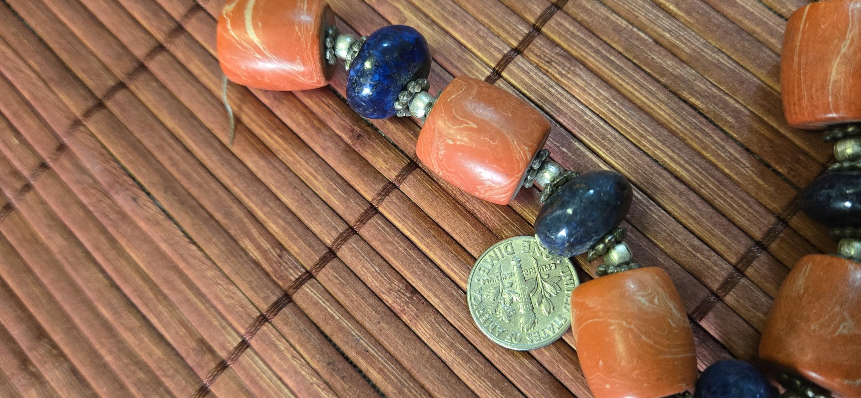 10 Vintage beads ethnic Nepal Tibetan coral and lapis beads - STR001G