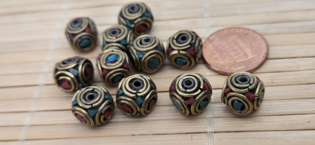 4 beads - Tibetan Oval shape nepal brass beads with turquoise coral inlay - BD797A