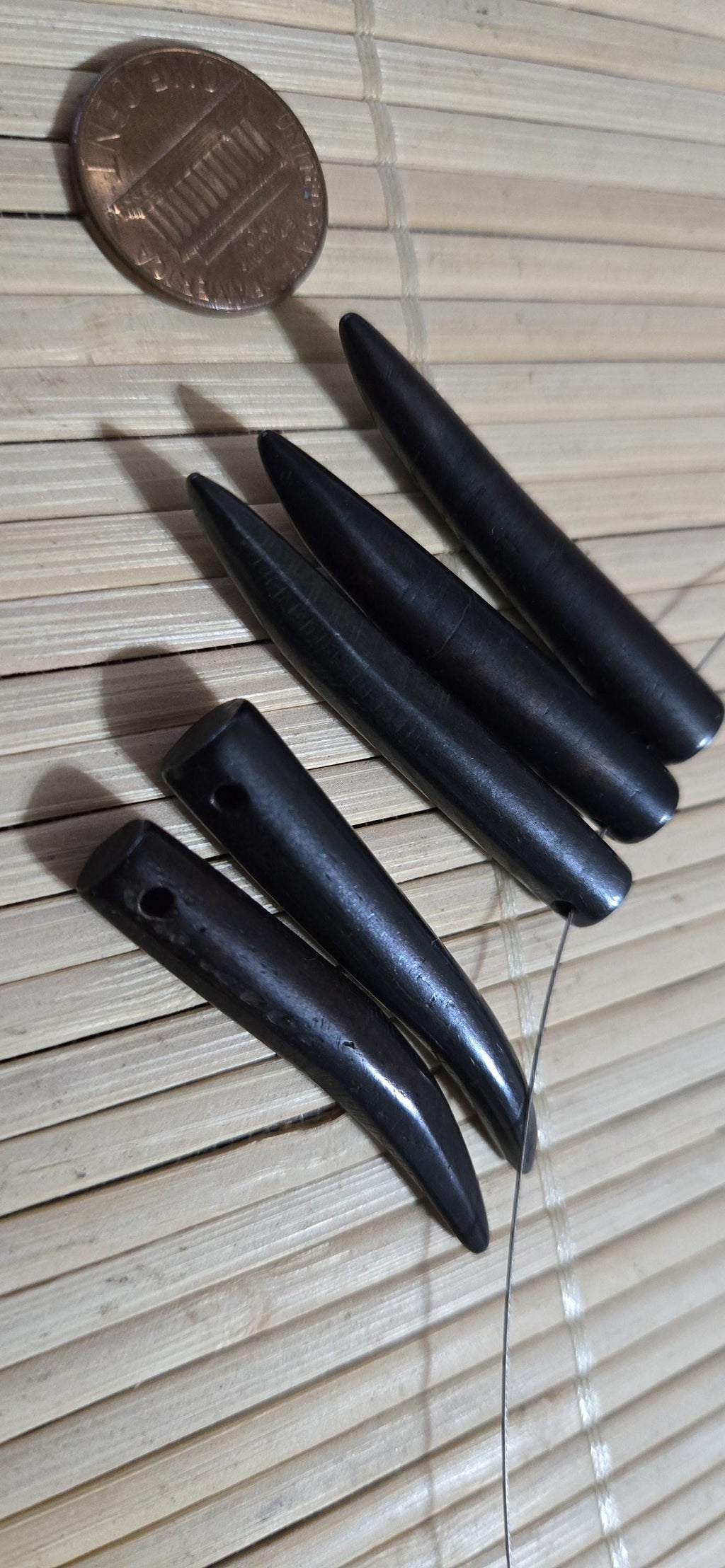 5 beads - Brownish black color tooth shape recycled cattle bone pendant beads- tribal boho jewelry beads GM266B