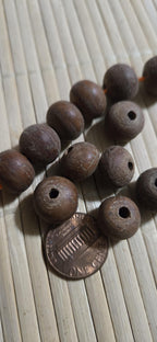 10 Beads - Tibetan old Bodhi seed beads mala making 12 - 14 mm wide -Earthy beads Nepal NB003A