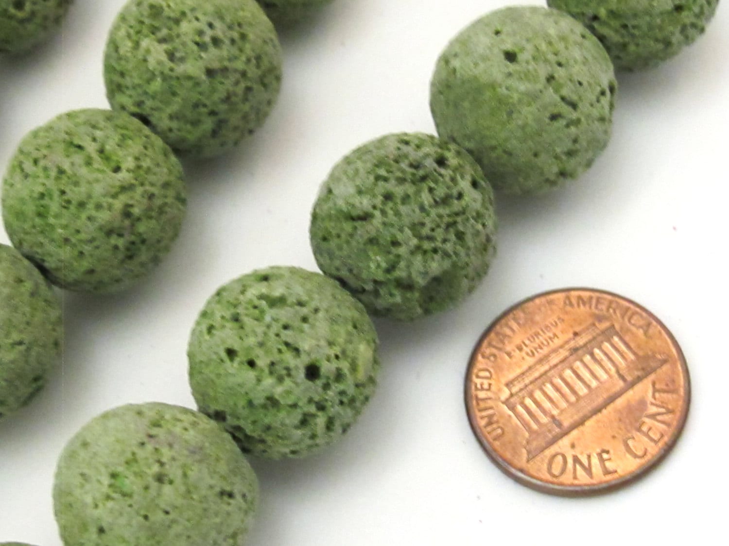 6 Beads - Large Round shape green Lava beads 16 mm - NB125