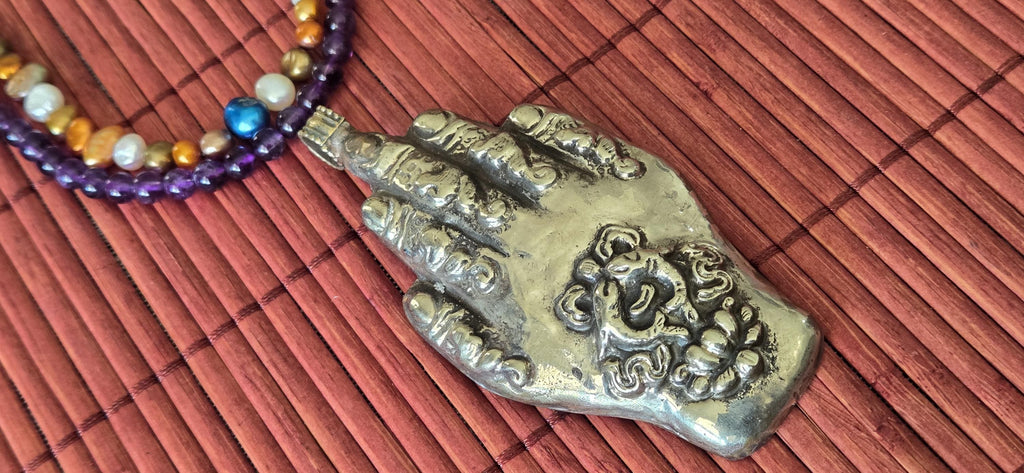 Large bold size Buddha hand pendant with Lotus flower double golden fish motif and reversible side with lapis inlay PM438T