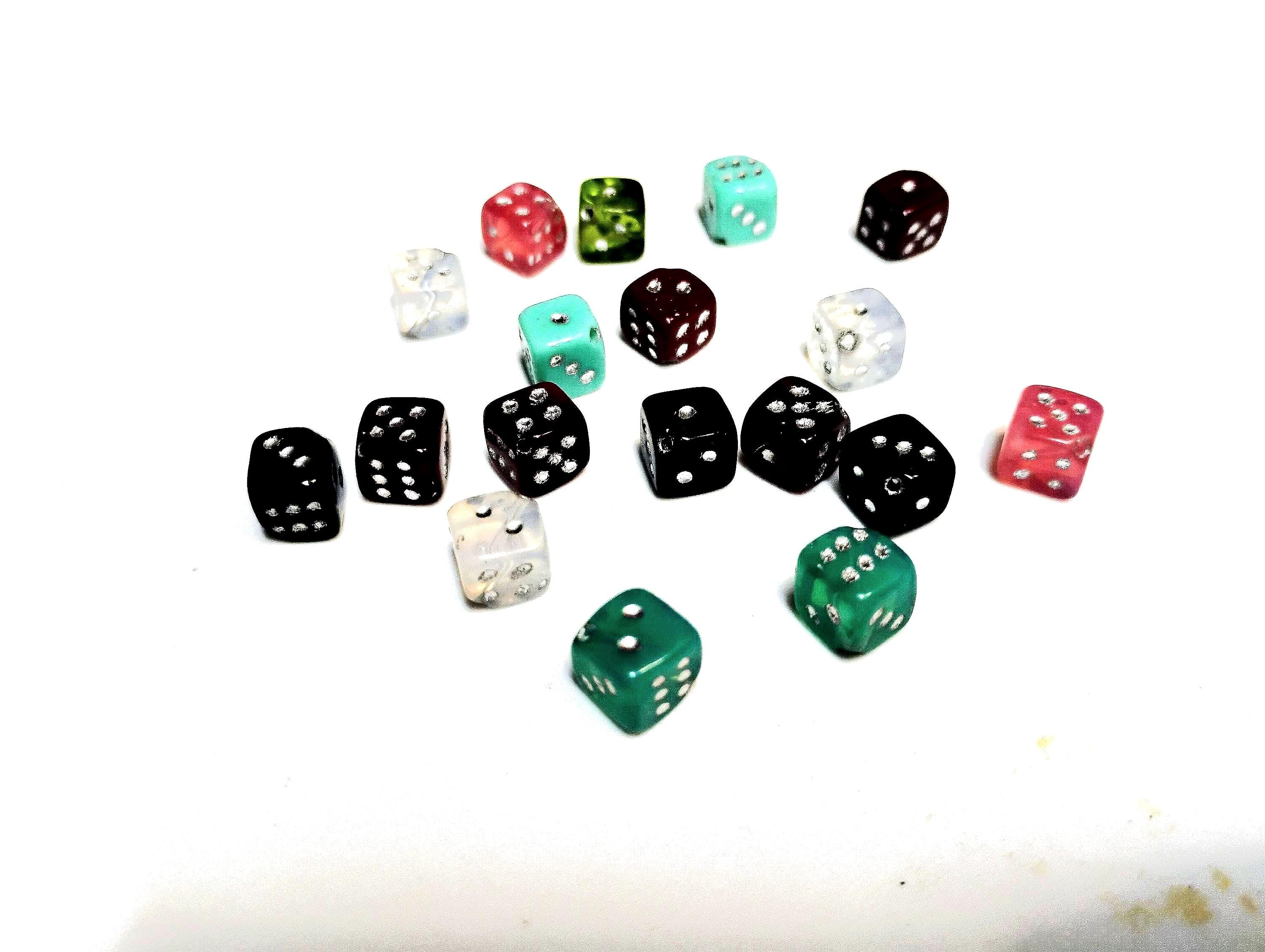 Colorful assorted Czech glass dice beads - 6 beads - BD315