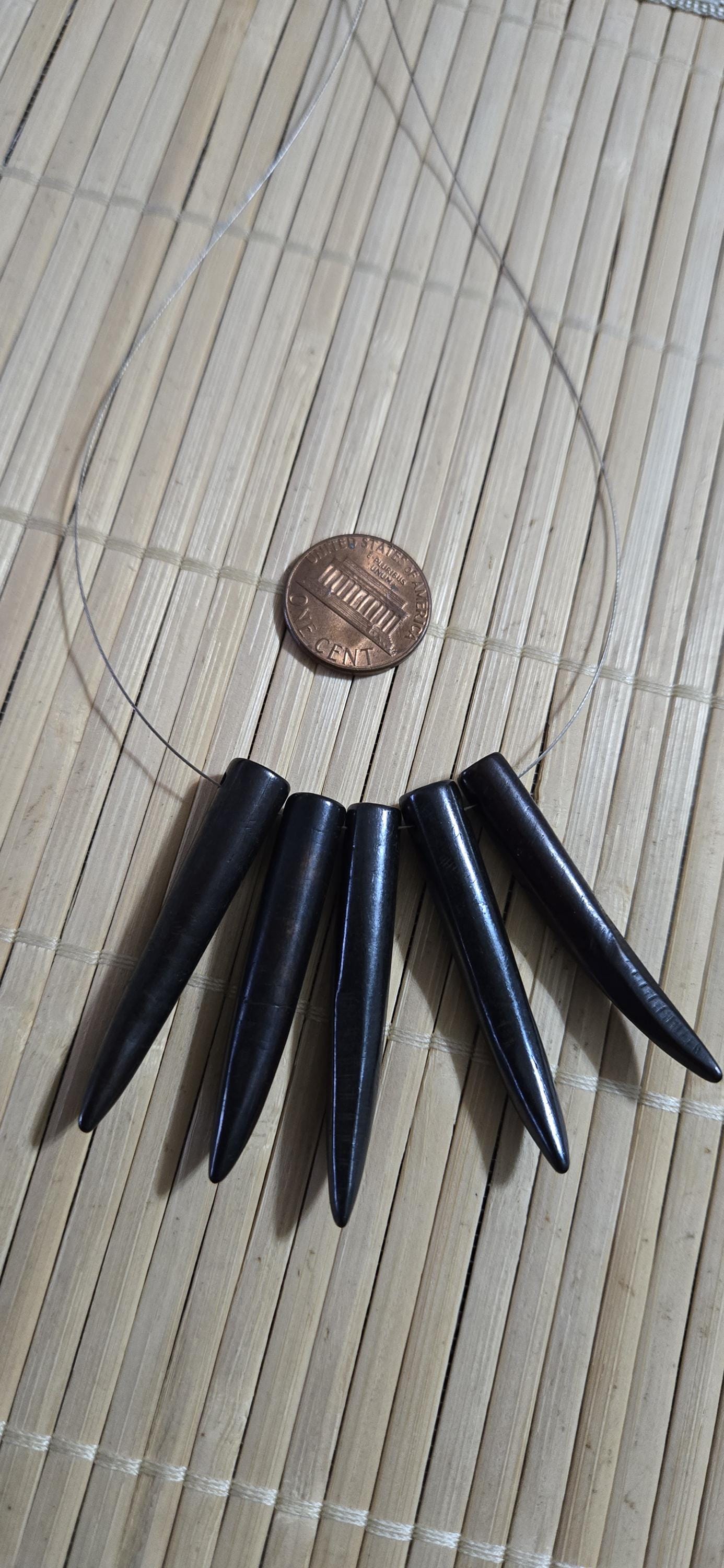 5 beads - Brownish black color tooth shape recycled cattle bone pendant beads- tribal boho jewelry beads GM266B