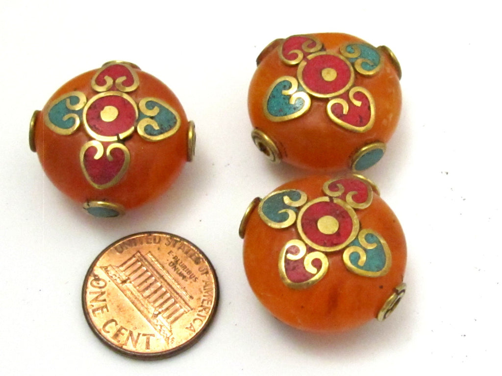 1 BEAD - Round disc honey copal resin beads from Nepal with heart design turquoise coral inlay - BD625B