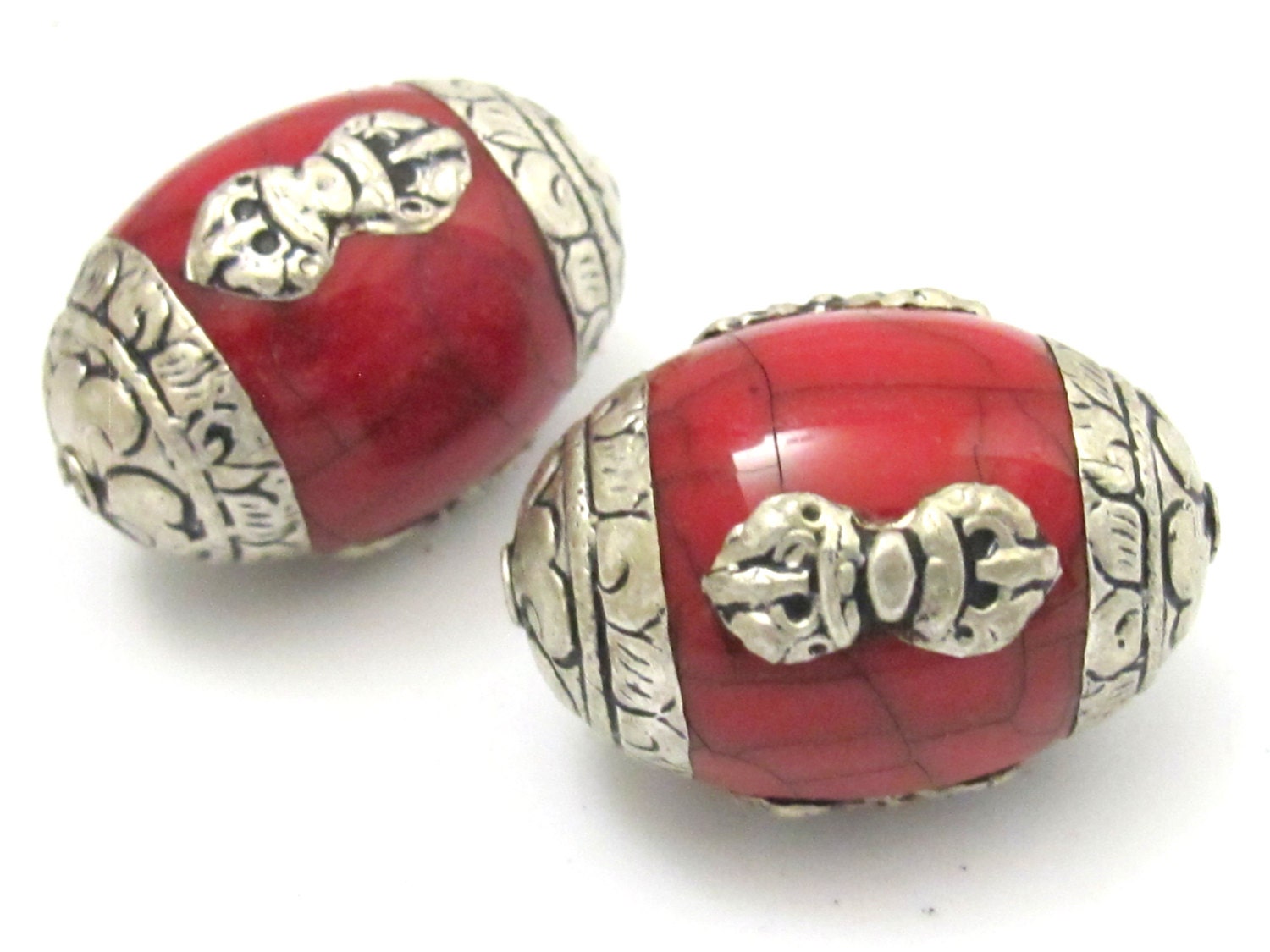 2 beads -Large Tibetan red crackle resin capped beads with tibetan dorje vajra symbol - BD627