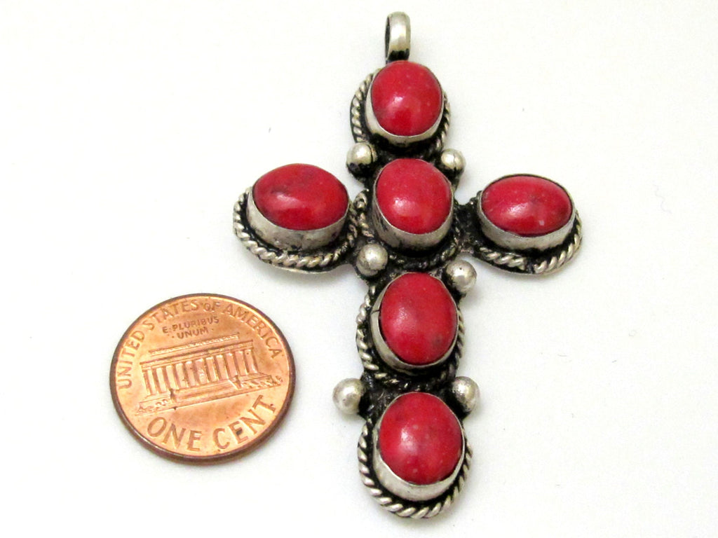 Tibetan cross pendant with coral inlay - 1 pendant - PM257C