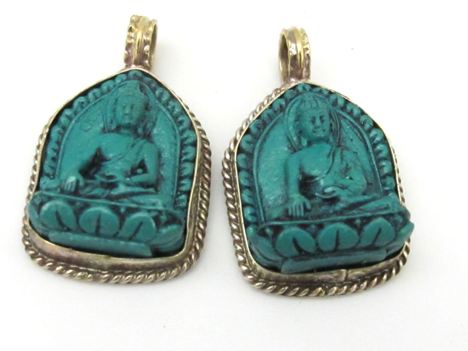 Small size Green color Tibetan Buddha pendant from Nepal - 1 pendant - PS005B