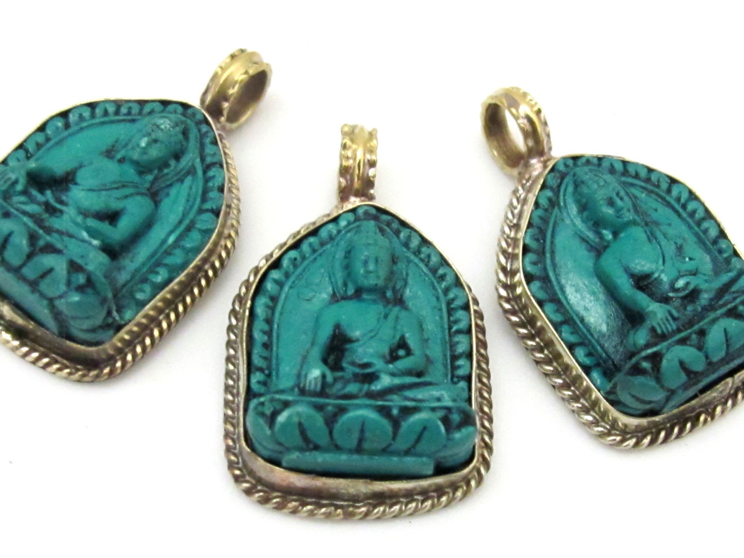 Small size Green color Tibetan Buddha pendant from Nepal - 1 pendant - PS005B