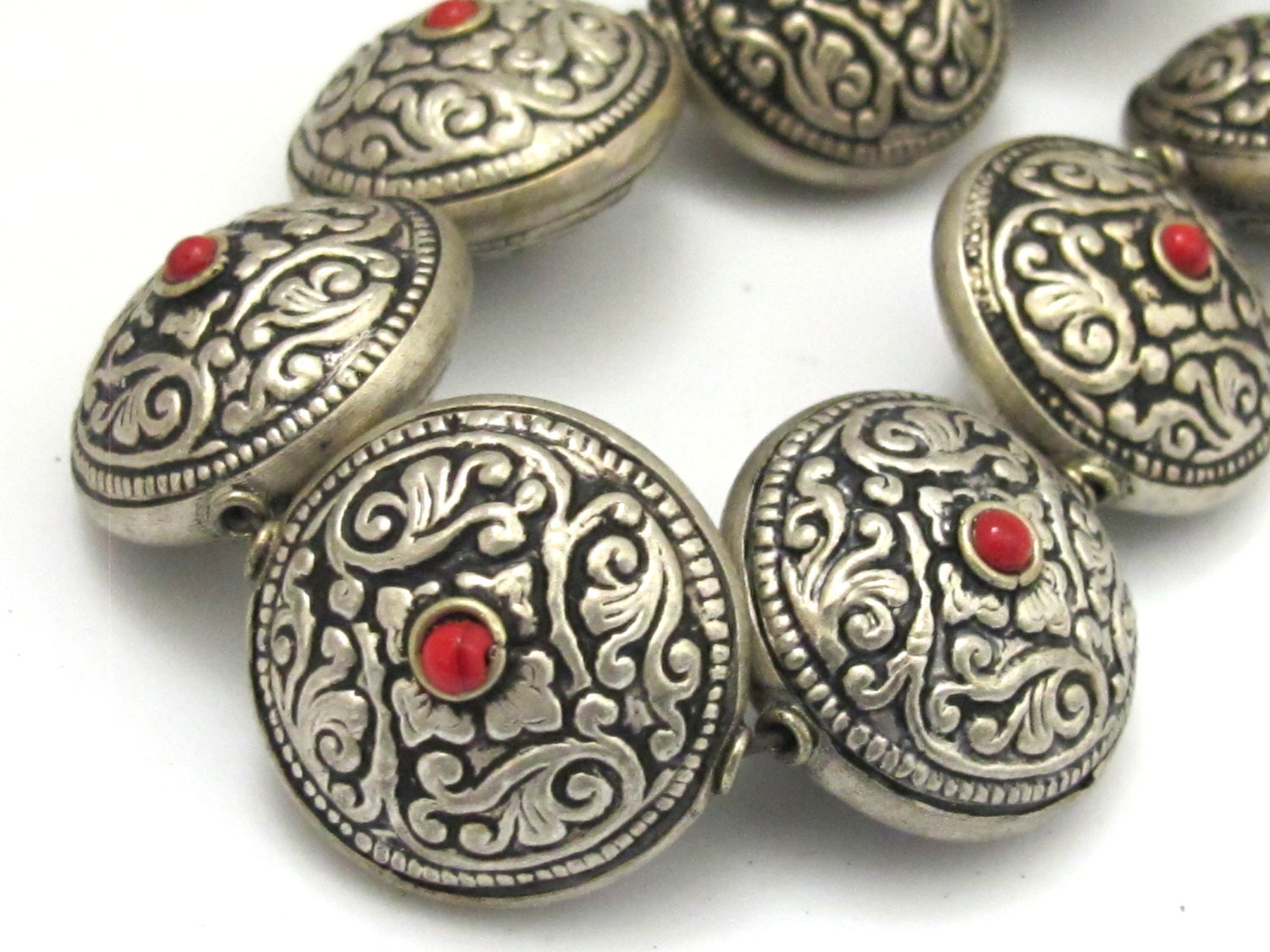 2 BEADS - Reversible Tibetan silver bead with floral repousse design - BD624B