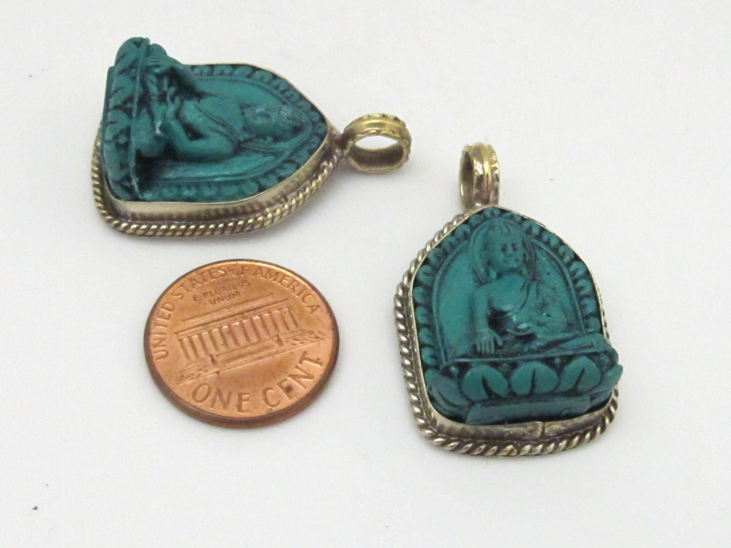 Small size Green color Tibetan Buddha pendant from Nepal - 1 pendant - PS005B