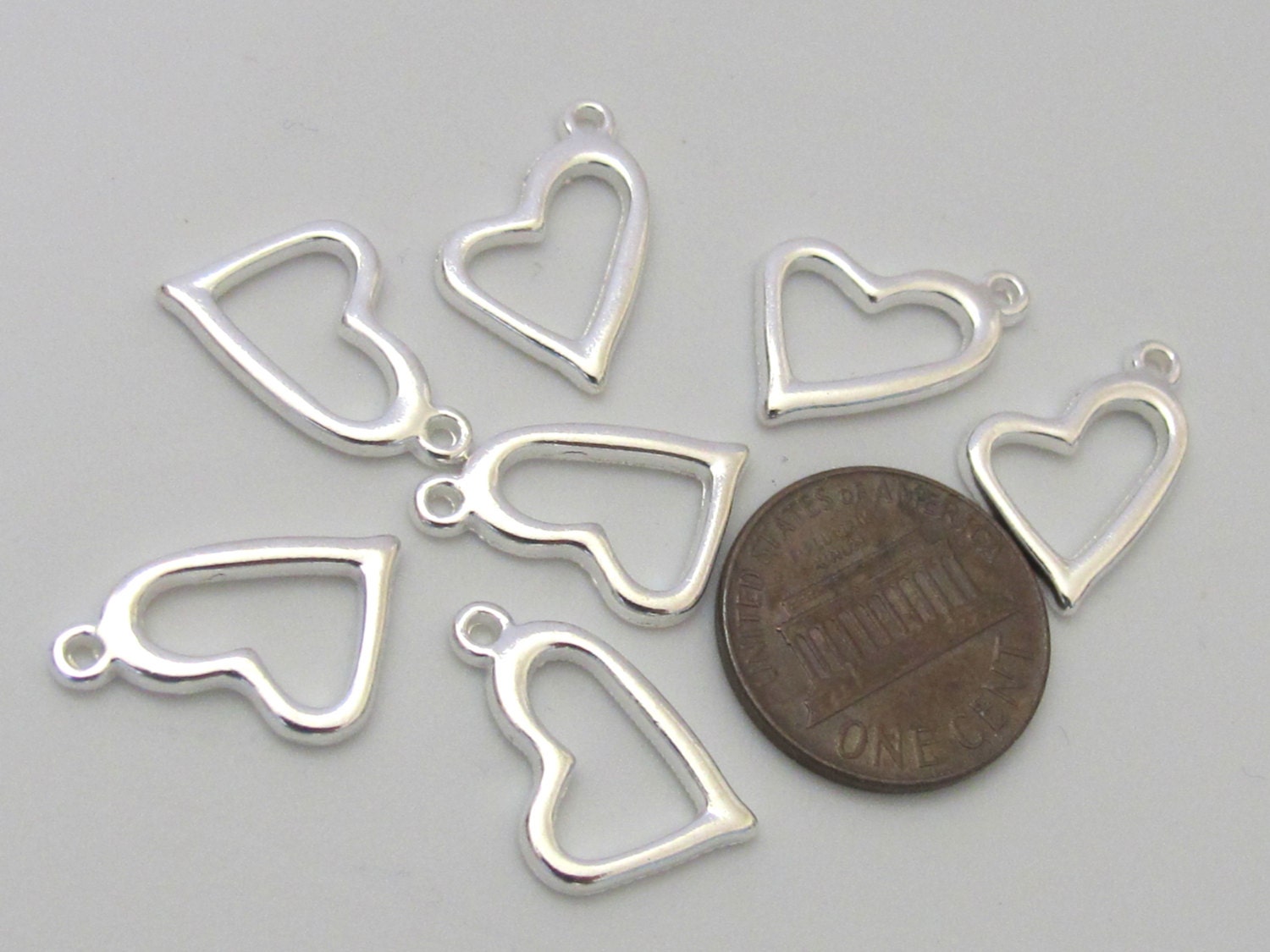 8 Heart shape charms silver tone 17 mm x 17 mm - CM087