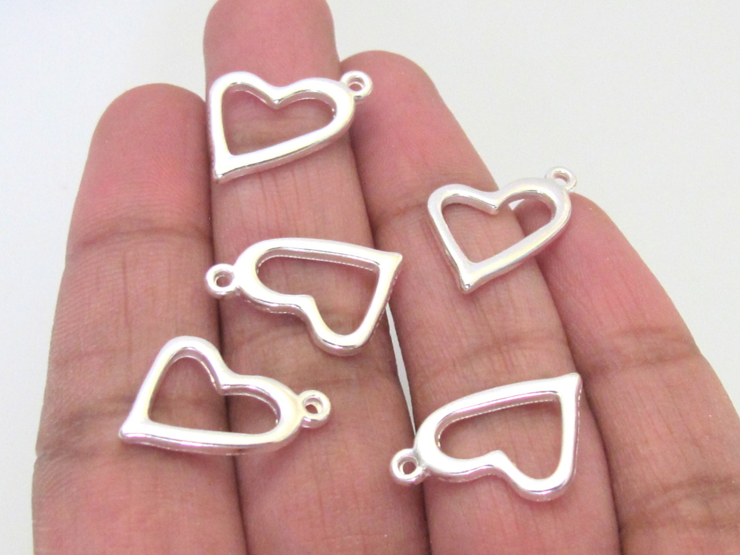 8 Heart shape charms silver tone 17 mm x 17 mm - CM087