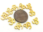 15 charms - tibetan om charms hindu om aum om prayer charms -Small size gold tone yoga meditation om charms beads - CM089