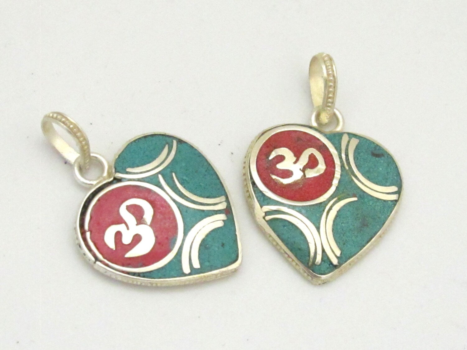 1 pendant - Small size Tibetan silver plated heart shape OM pendant with turquoise coral inlay - PM266