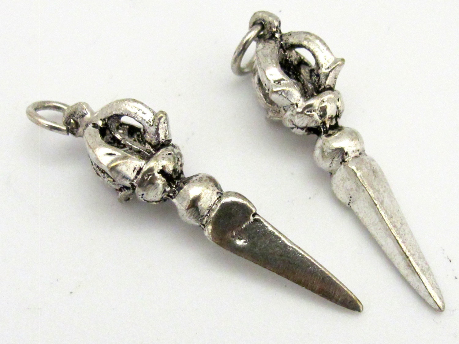 1 pendant - Tibetan silver plated Phurba dagger pendant from Nepal - CP063