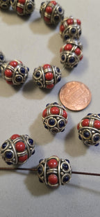 4 beads - Ethnic Tibetan nepal brass beads with red blue resin inlays - BD800G