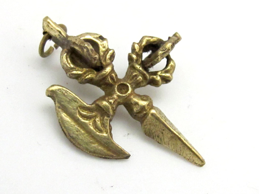 1 Pendant - Small size Ethnic Phurba Vajra dagger pendant from Nepal - CP065