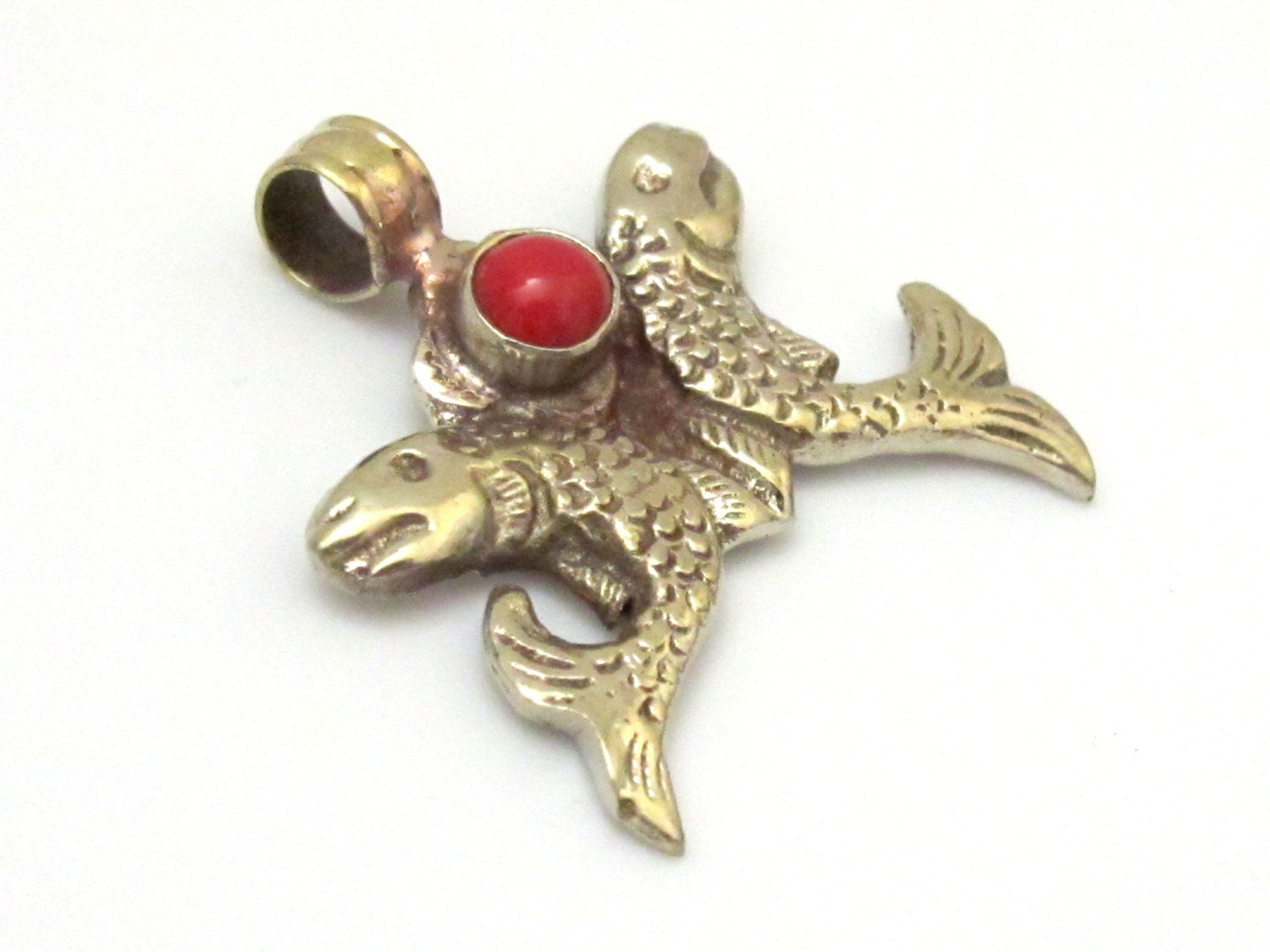 1 pendant - Two golden fish auspicious Buddhist symbol charm Tibetan silver pendant - PM286A