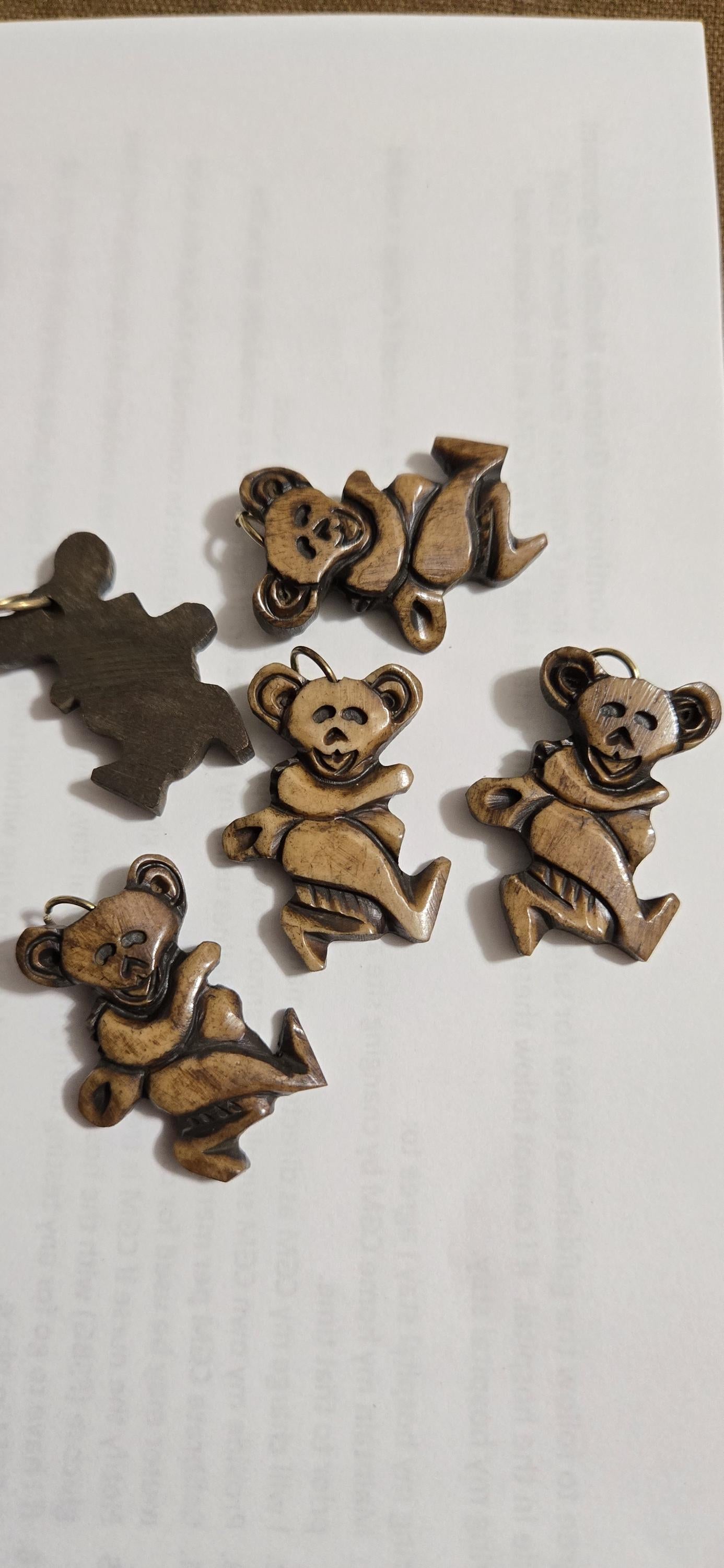 Bear design carved recycled cattlel bone Pendant Jewelry making charms supplies bad charms decor - PB047A