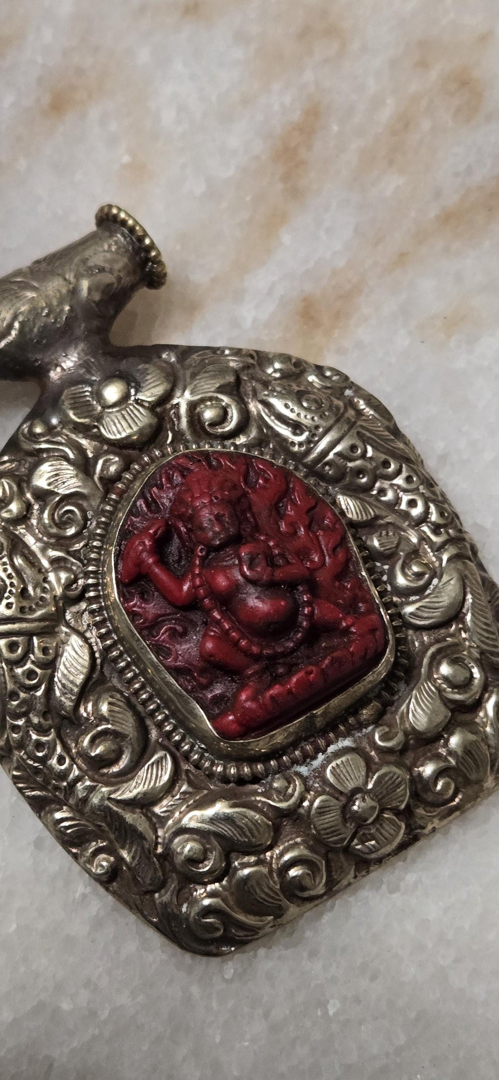 Tibetan silver Maroon red Vajrapani Buddha pendant with double fish symbol and reverse floral repousse - PM346B