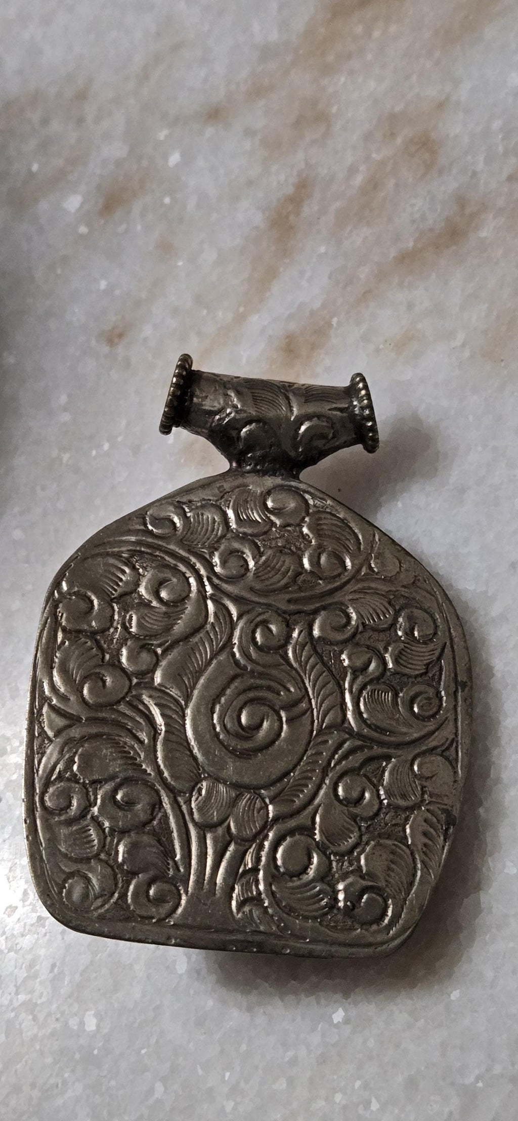 Tibetan silver Maroon red Vajrapani Buddha pendant with double fish symbol and reverse floral repousse - PM346B
