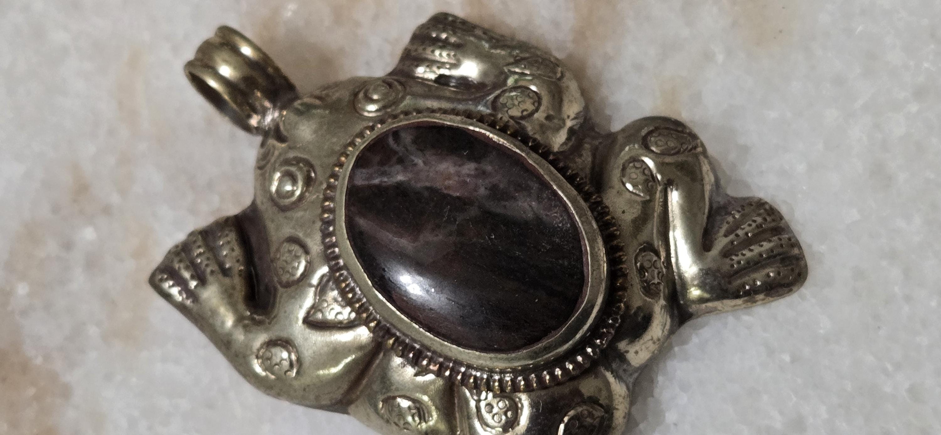 OOAK Tibetan Antiqued Silver finish Repousse Frog pendant with gemstone inlay and reverse phoenix bird carving - PM346K