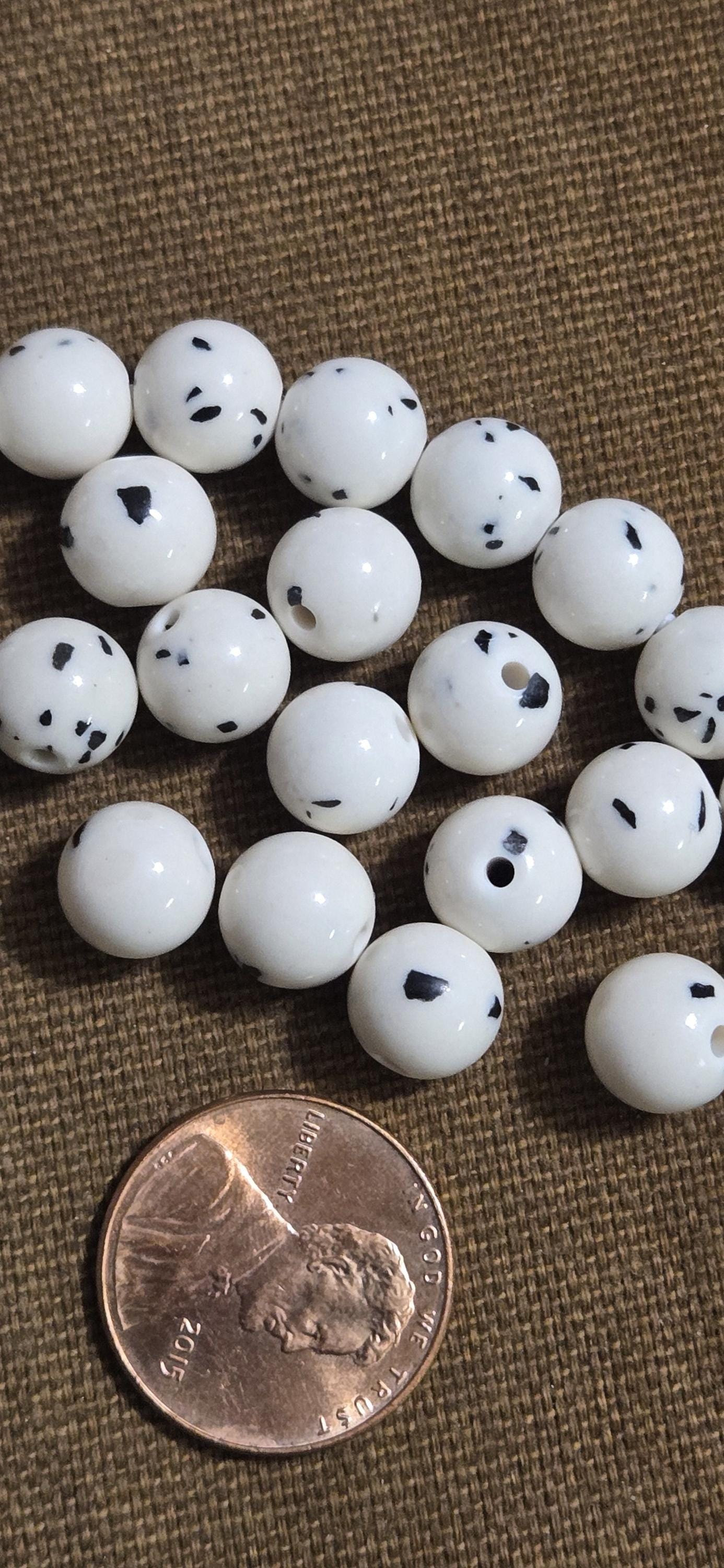 20 Beads- Round shape Dalmatian Jasper spotted white cream jasper gemstone beads 8 mm - GB008B