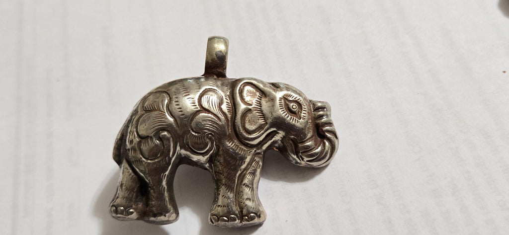 Tibetan Elephant Pendant with lapis gemstone inlay | Repousse Jewelry from Nepal | Bold Animal pendant PM438J1