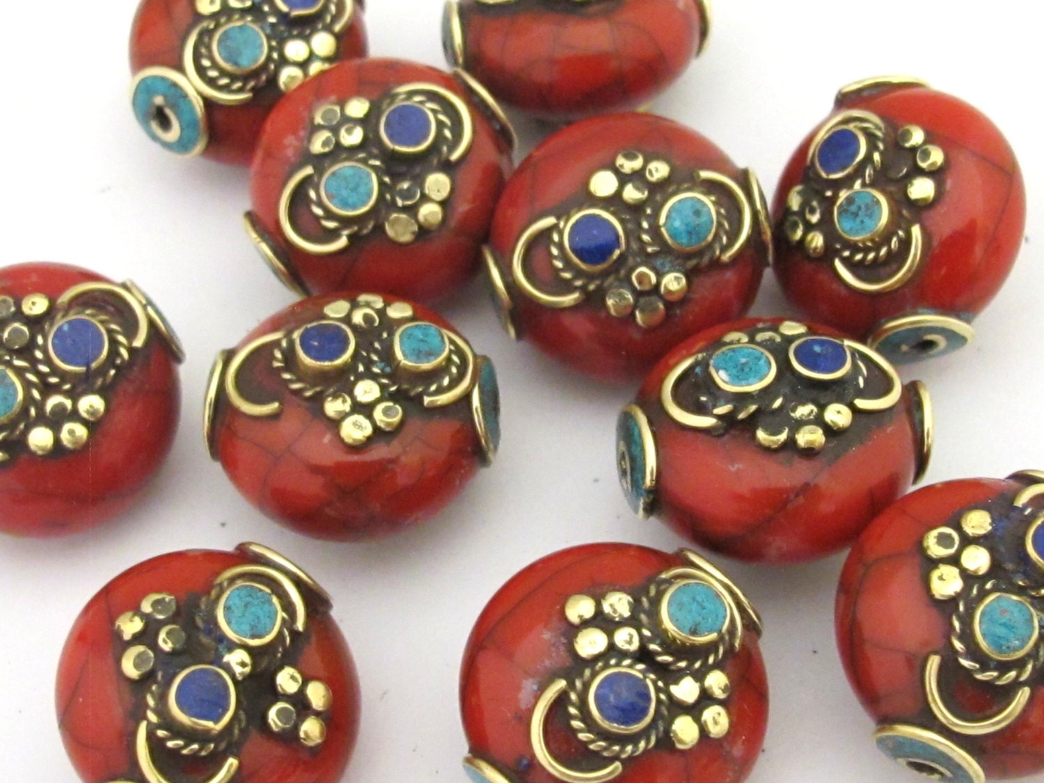 1 BEAD - Beautiful red crackle resin reversible beads inlaid with brass lapis and turquoise - BD673