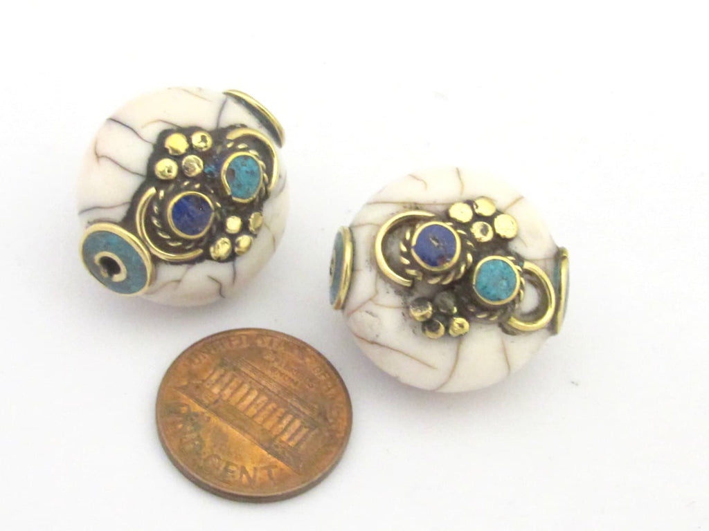1 BEAD - Beautiful white crackle resin reversible beads inlaid with brass lapis and turquoise - BD674