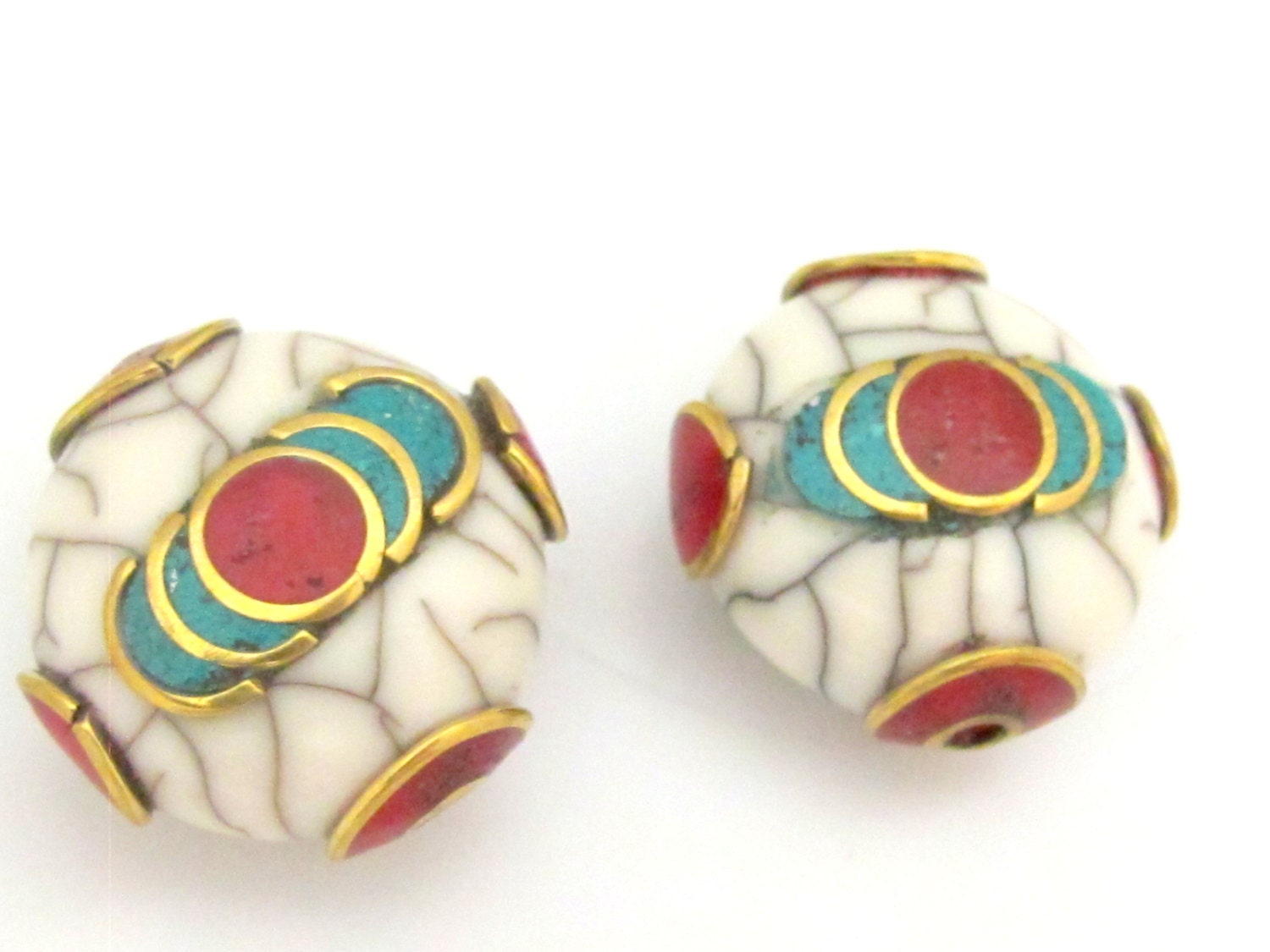 1 Bead - Tibetan white crackle Resin bead with brass , turquoise and coral inlay - BD689A