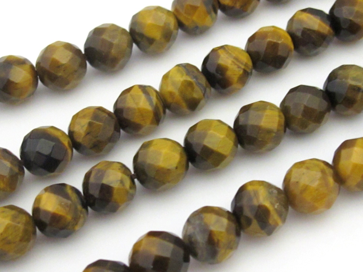 10 Beads - Round faceted Tigers eye gemstone beads 8 mm - GM354