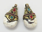 1 Pendant - Tibetan naga conch shell pendant with turquoise coral inlay - PM320