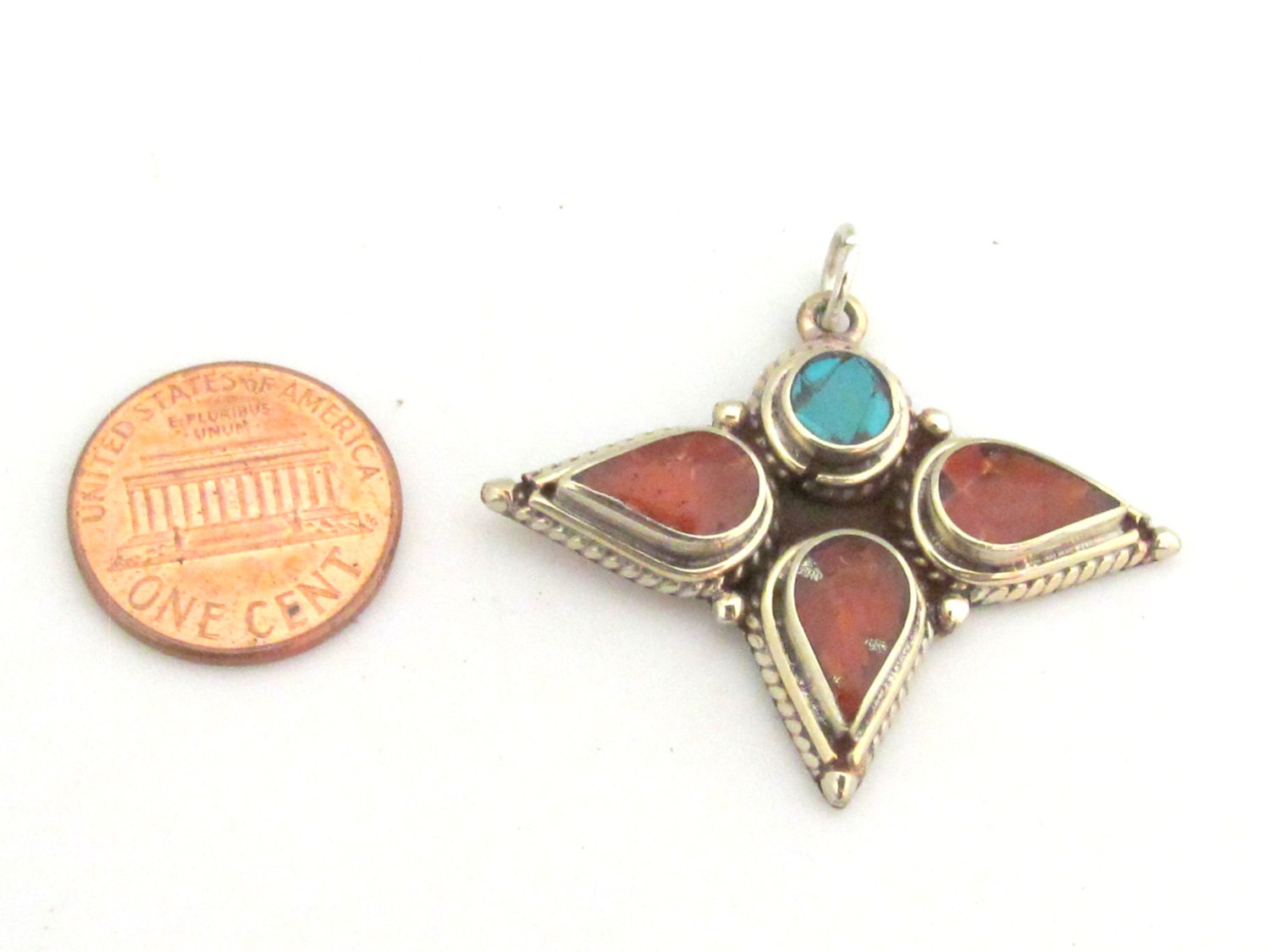 1 piece - Ethnic tri petal floral design Tibetan charm pendant with turquoise coral inlay - PM309C