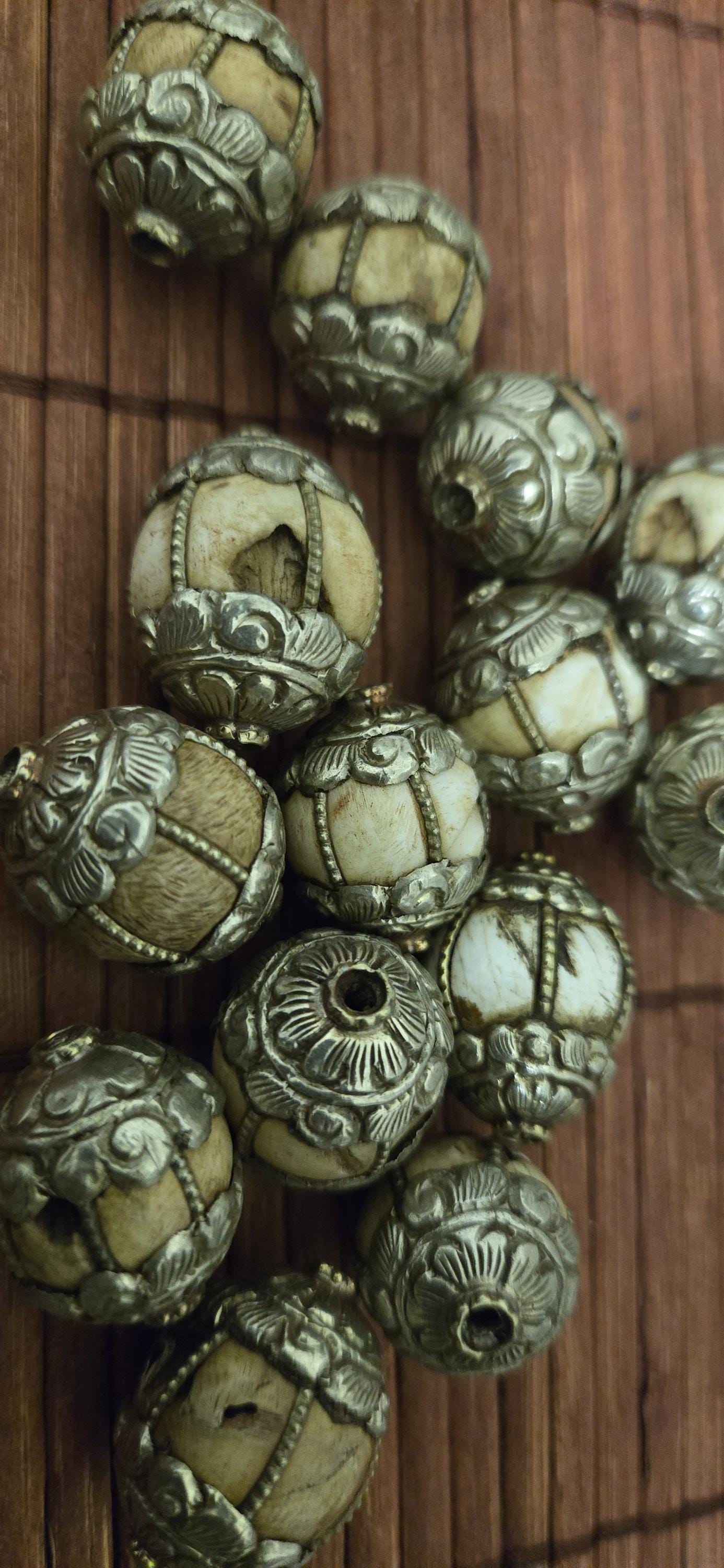2 Beads - Tibetan floral capped grooved wire inlaid Tribal naga conch shell bead antiqued rustic finish - CH073