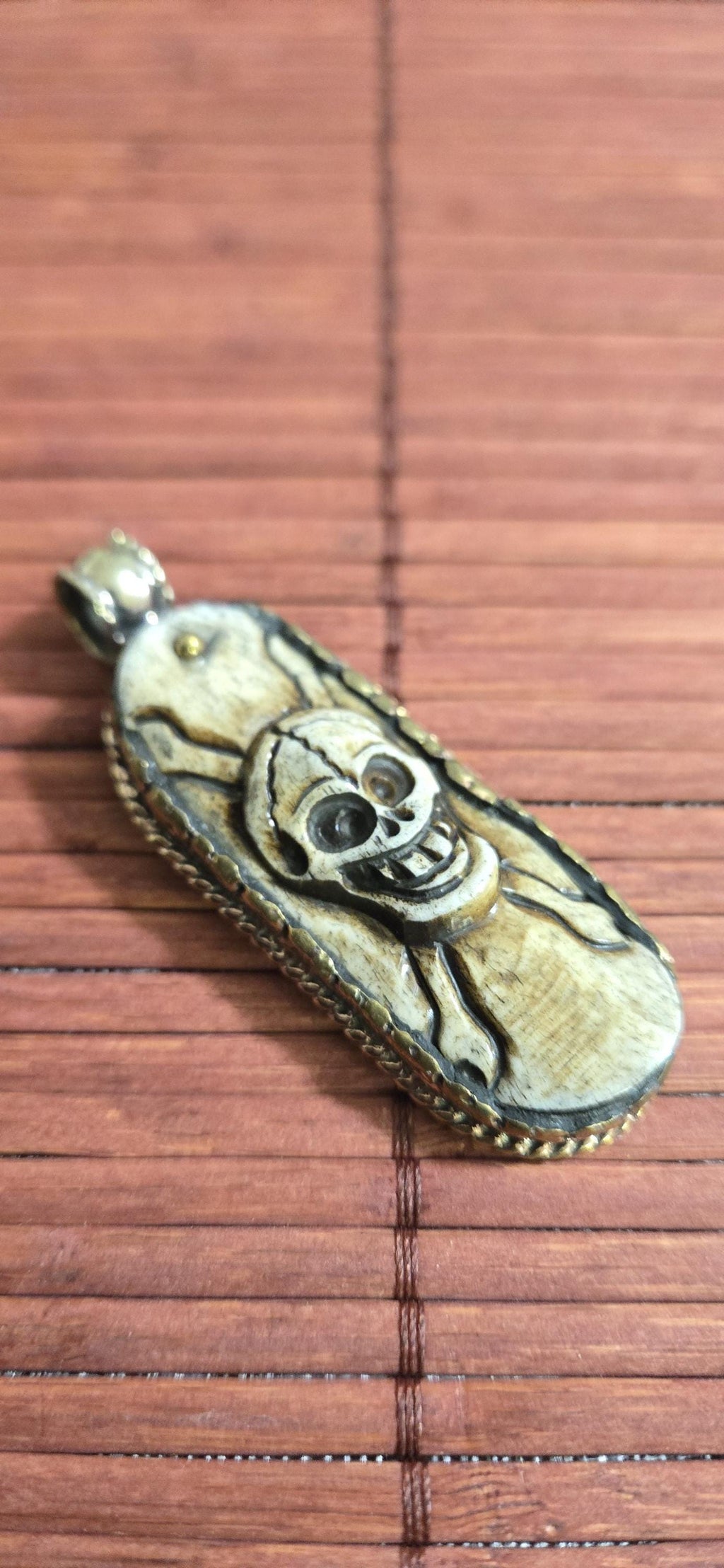 1 Pendant - Tribal design carved skeleton head recycled cattle bone pendant with floral carving reverse side Nepal - PB002C