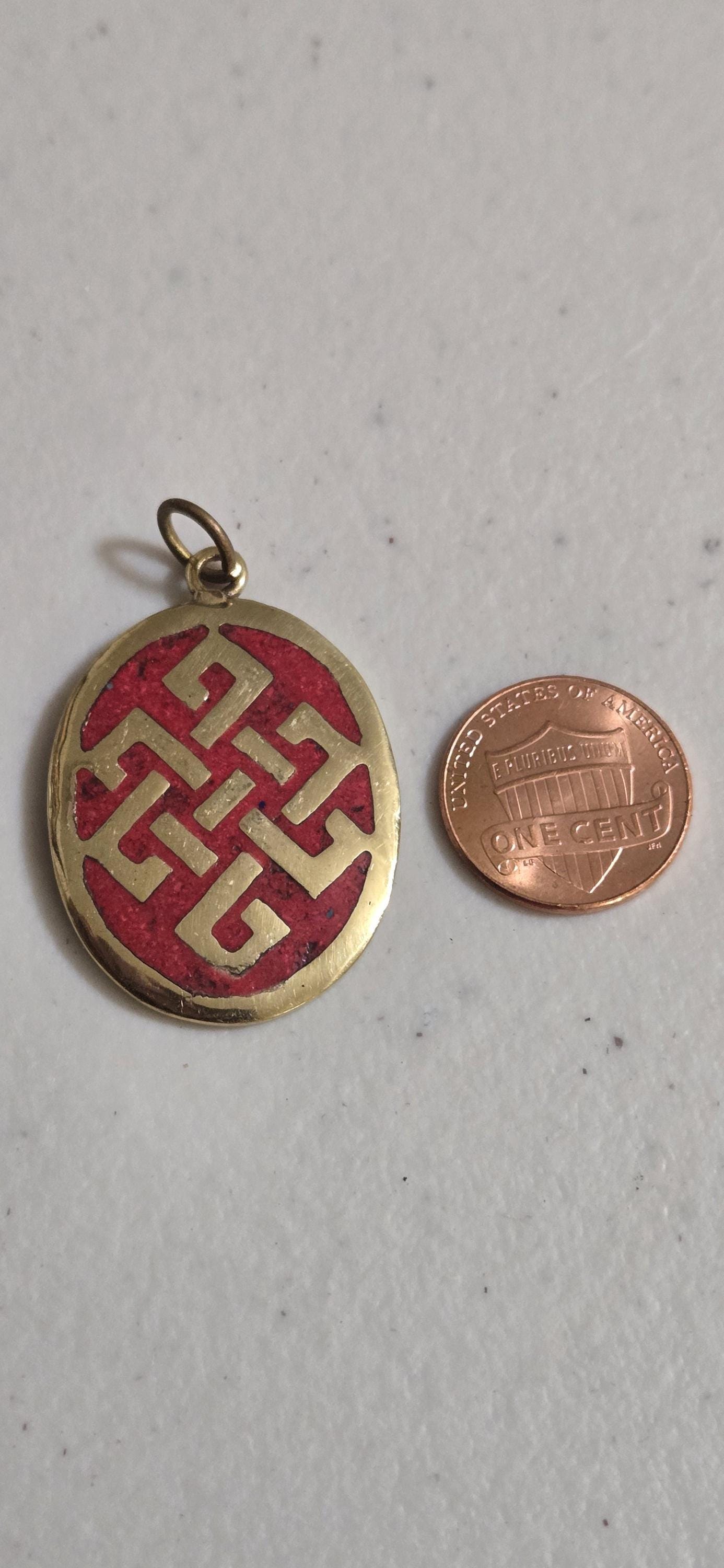 1 PENDANT - Tibetan infinity endless knot symbol brass pendant from Nepal - PM448